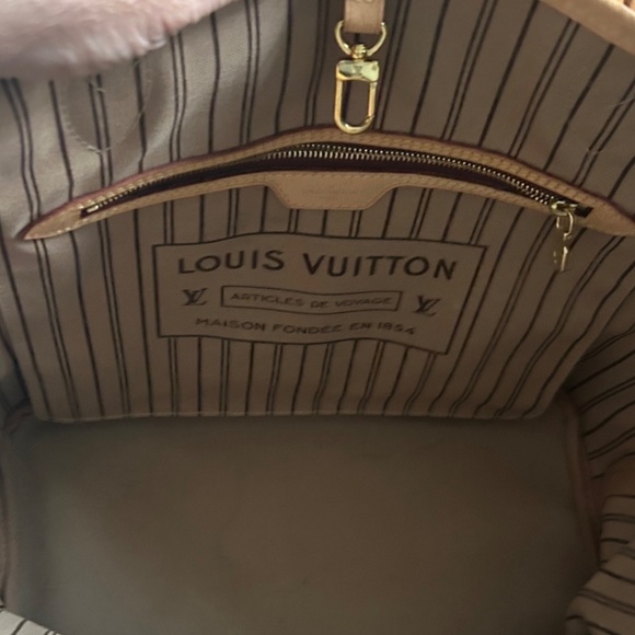 Louis Vuitton Neverfull MM - Picture 2 of 6